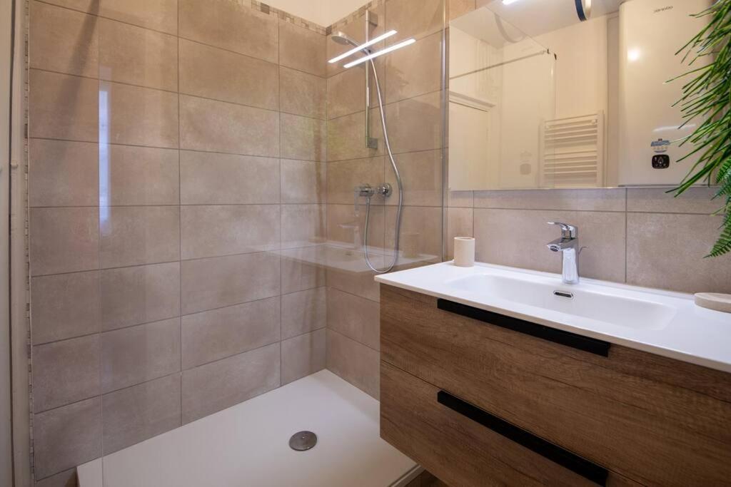 Logement De Charme En Plein Coeur D'אביניון מראה חיצוני תמונה